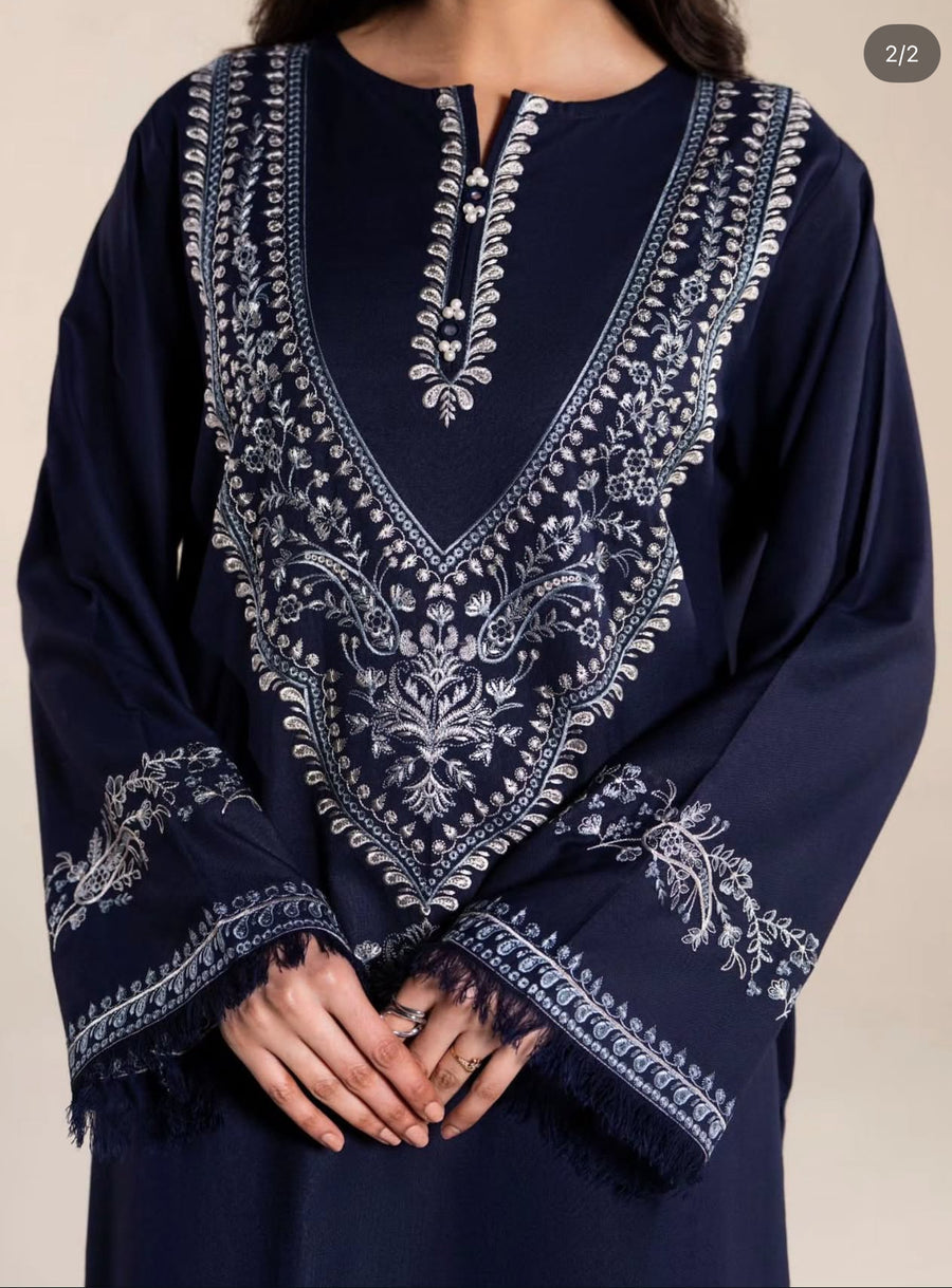 Awari Embroided 2pc