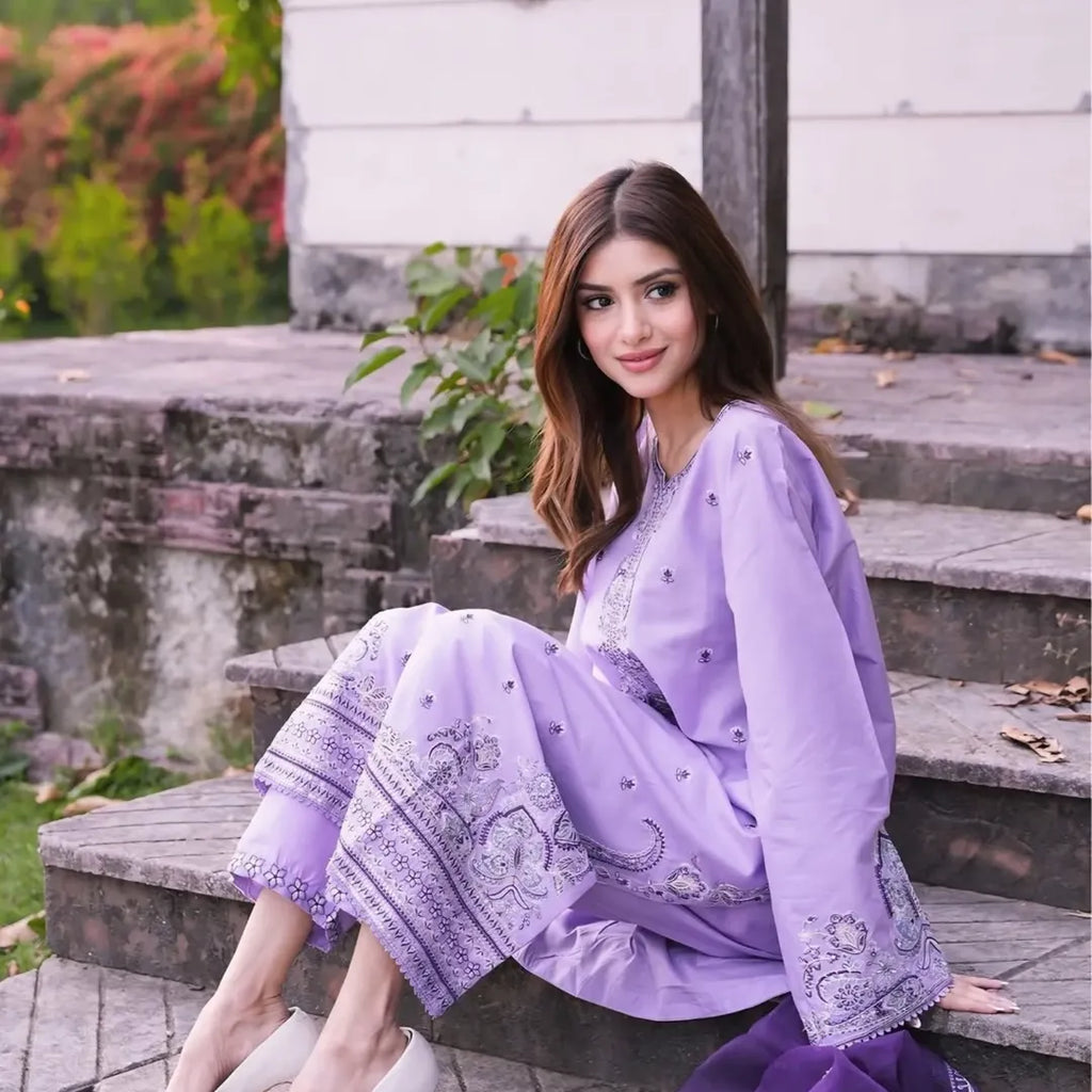 Afifa Embroidered - 3pc