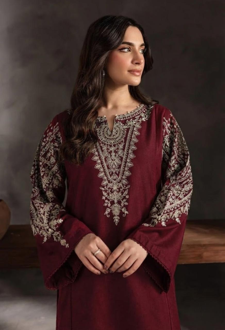 Maroon Noir Luxe