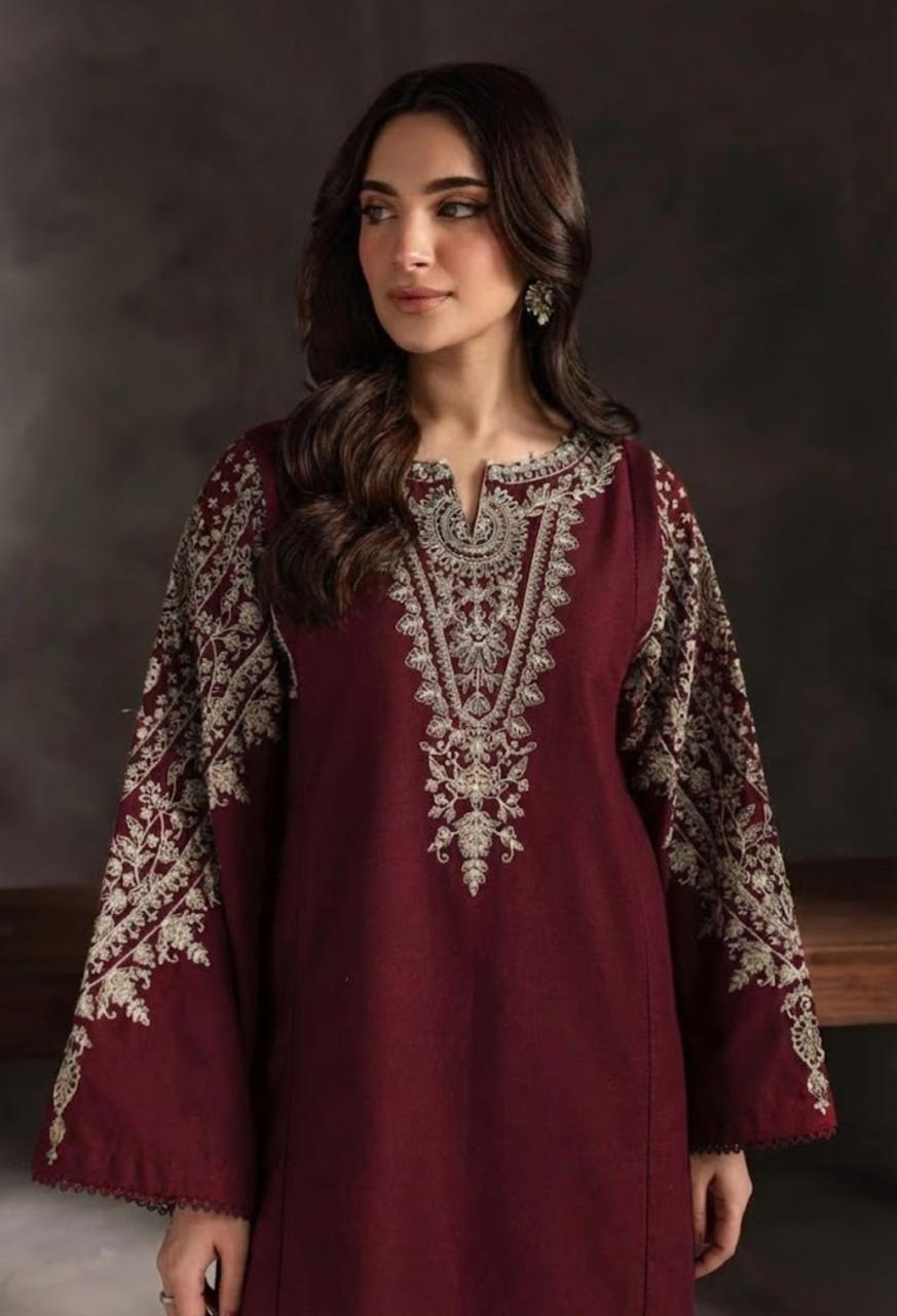 Maroon Noir Luxe