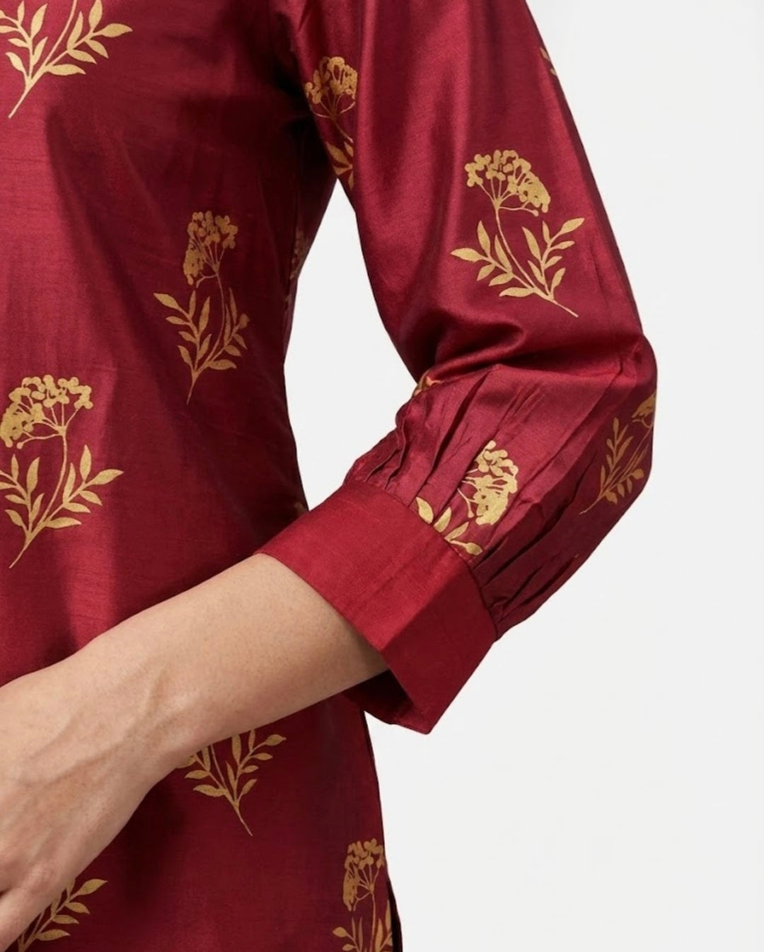 Maroon Maic
